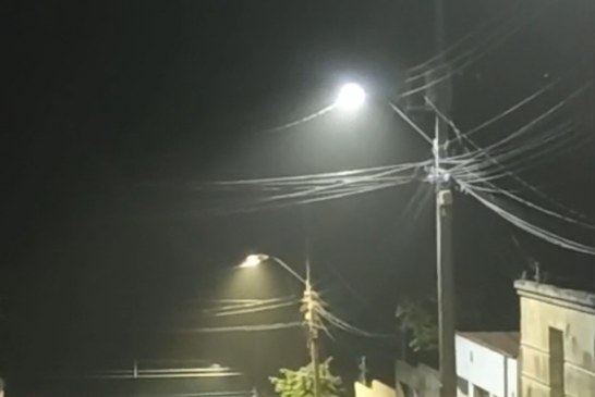👉🏻🤔☕🤮🤢 Poluição sem fiscalização 🌪️🌬️💨☠️💀Boa noite! Tudo bem?Seguinte, sou morador do bairro Serra negra,