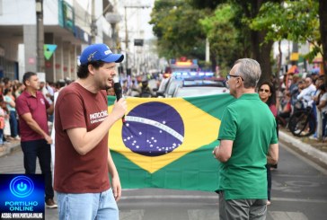 👉🏻🫵🏻👍🏻👏🏻 Notícias 🗞️ da prefeitura municipal…  Desfile Cívico Estudantil reúne cerca de 2.500 participantes