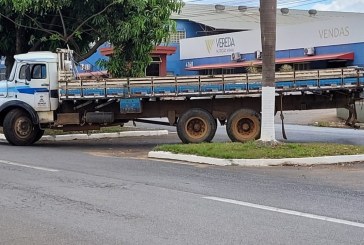 👉🏻😱🤔📣🚓🚔🫣🗣️👎🏻” Tocador da prefeitura estaciona caminhão e acha que está” normal”🫣”👉🏻🫵🏻🚛Tem jeito não Portilho !!! As notícias te perseguem mesmo!
