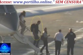 👉🧐😱⚖🗣✈🛫👎👎iMAGENS DO MILICIANO Flávio Bolsonaro chega aos EUA