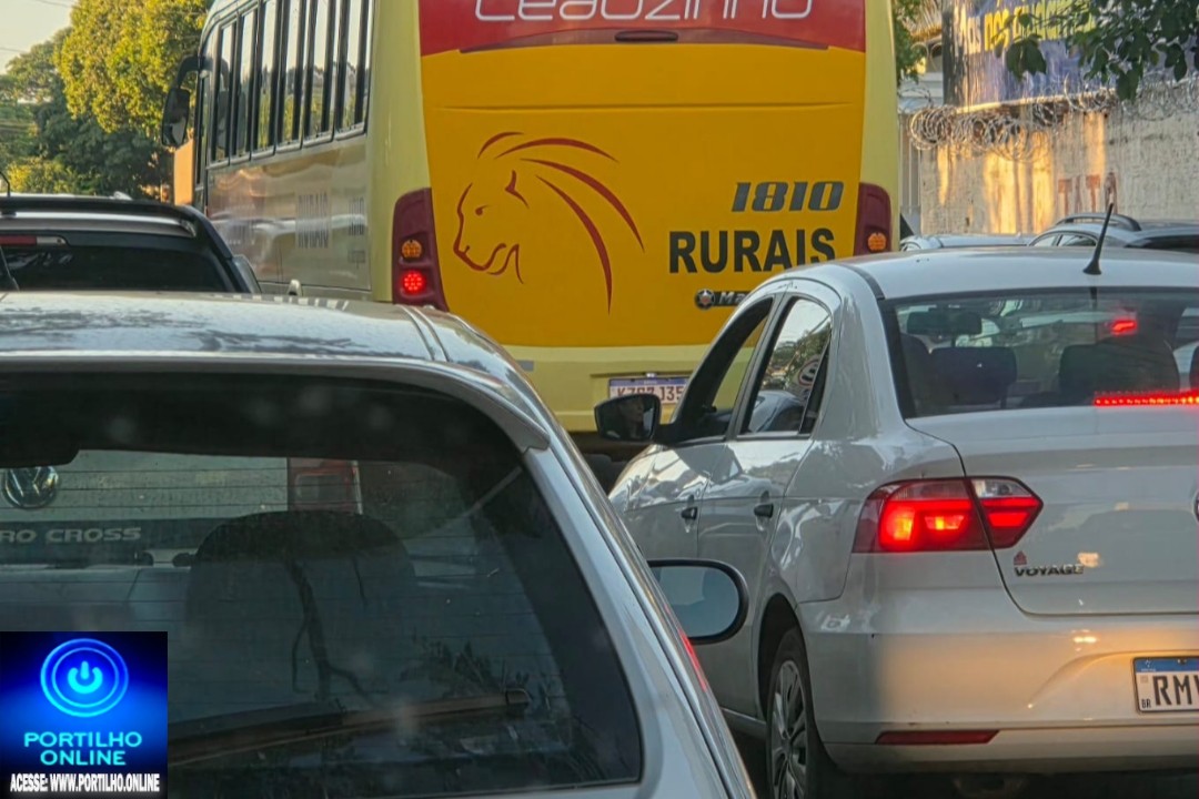 👉🏻🛑👎🏻🗣️🚨🚧🚓🚔Trânsito 🛑 🚥 🚏 na Escola Atenas ou estação rodoviária. Caos total?